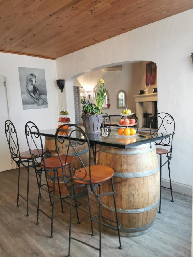 L'Auberge Camarguaise Сен Мари де ла Мер Екстериор снимка