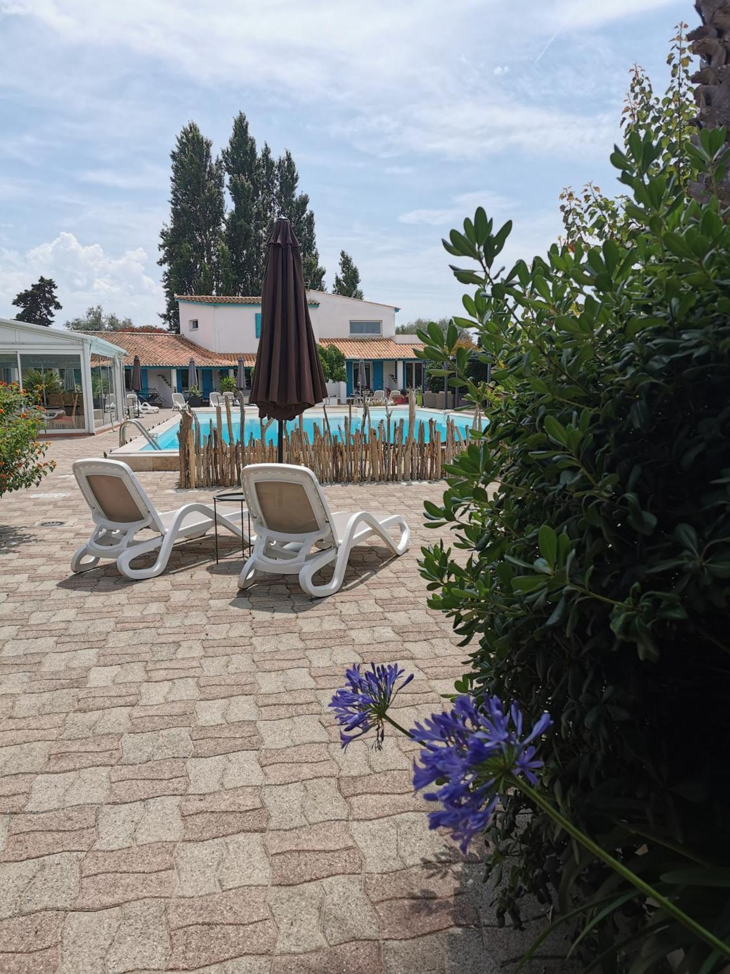 L'Auberge Camarguaise Сен Мари де ла Мер Екстериор снимка